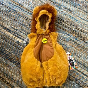 NWT Lion Costume - 24 months